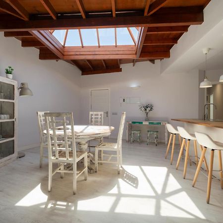 Вилла Lanzahost Casa Sunny Seafront Коста-Тегисе Экстерьер фото