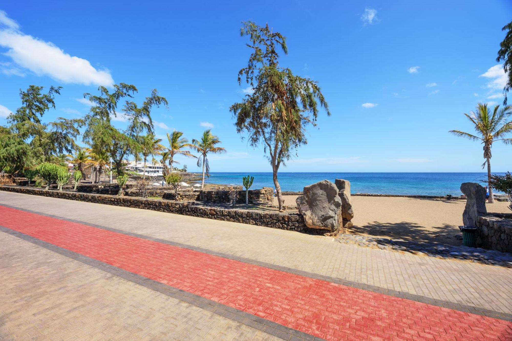 Вилла Lanzahost Casa Sunny Seafront Коста-Тегисе Экстерьер фото